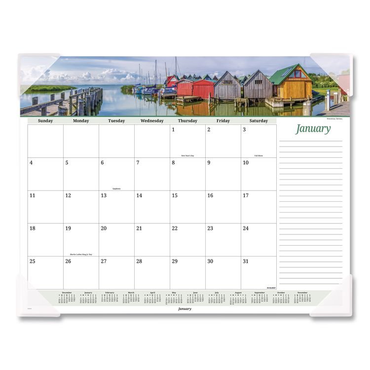 AT-A-GLANCE Seascape Panoramic Desk Pad, Seascape Panoramic Photography, 22 x 17, White Sheets, Clear Corners, 12-Month (Jan-Dec): 2026 (AAG89803)